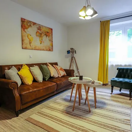 Turan Apartment *