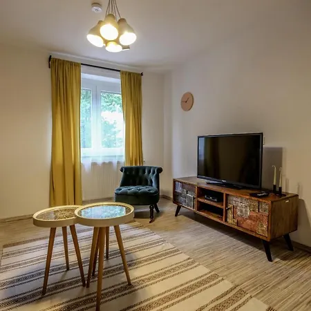 Apartment Turan FDH
