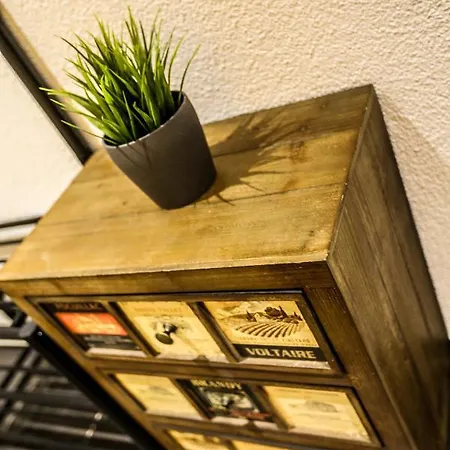 Turan アパート *